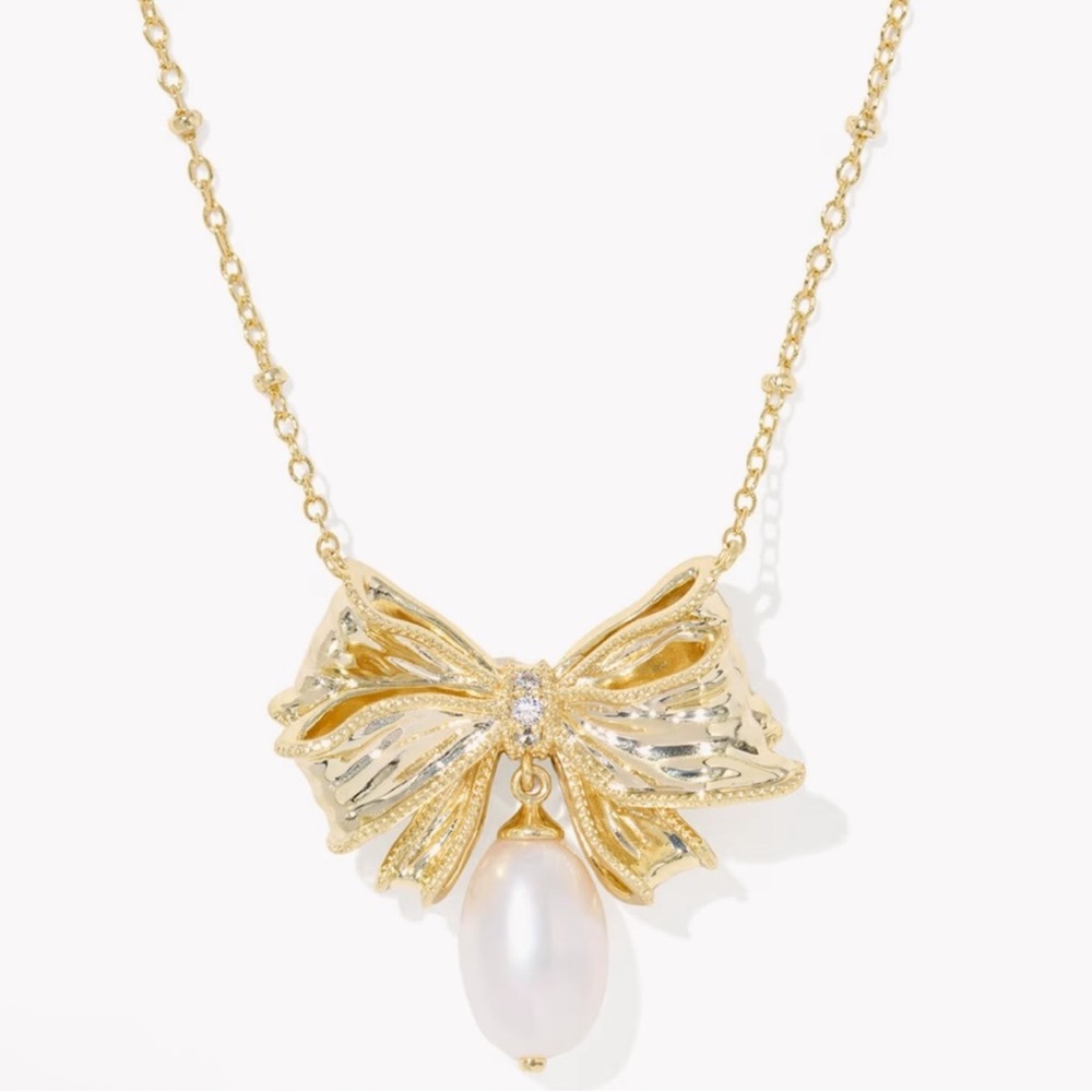 NEW Kendra Scott x Love Shack Fancy Gold Sparkle Bow Pearl Drop Necklace